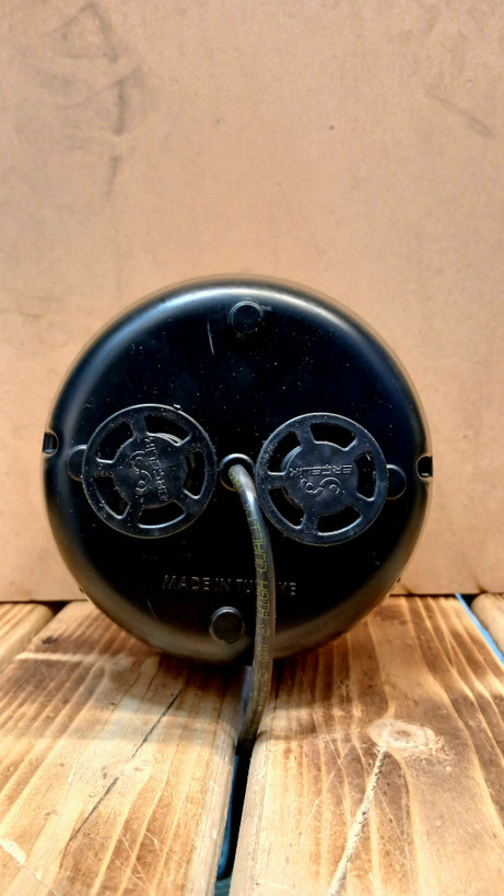چراغ کالاپریسی وسط زرد گرد برند ارچیلیک 12و24 ولت (بسته 1عددی)