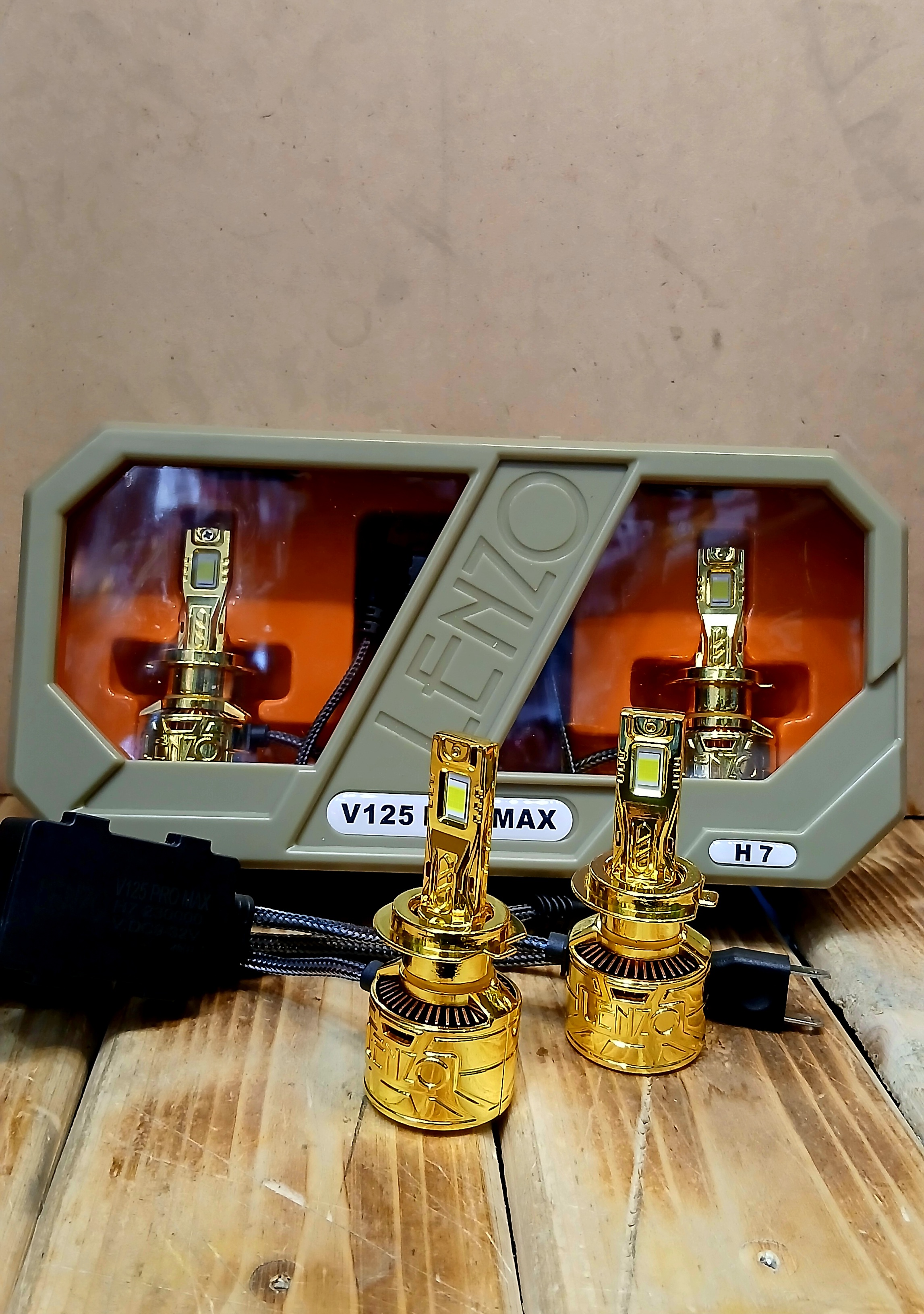 هدلایت 100وات لنزو مدل V125 pro max  سفید اصل ( باگارانتی 1 ساله )